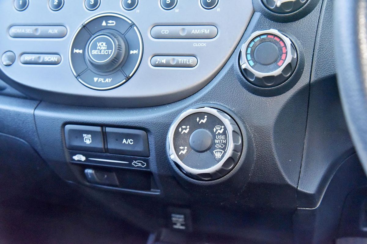 2011 Honda Jazz VTi GE