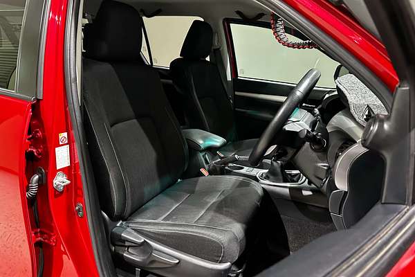 2019 Toyota Hilux SR5 GUN126R 4X4