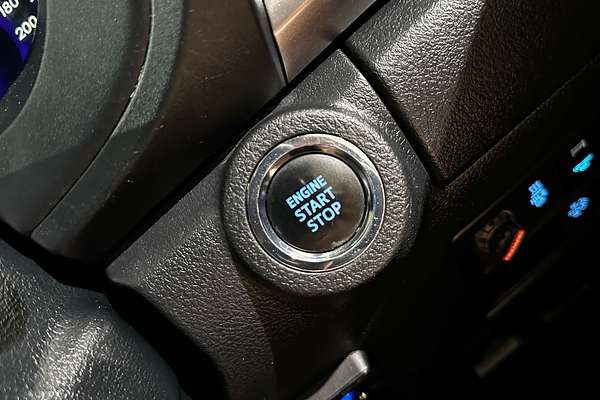 2019 Toyota Hilux SR5 GUN126R 4X4