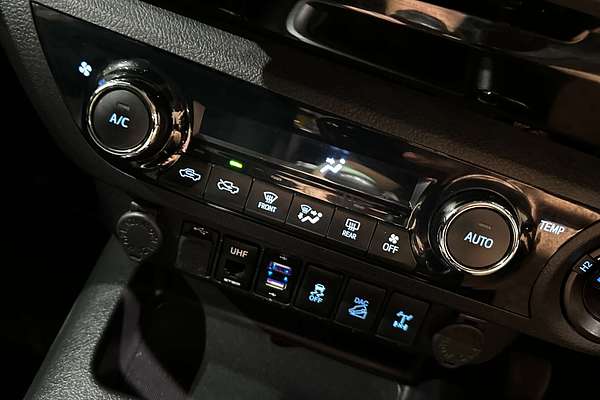 2019 Toyota Hilux SR5 GUN126R 4X4