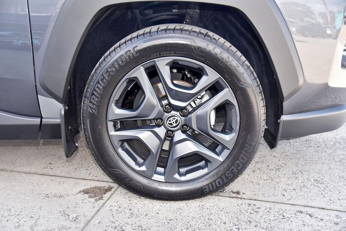 2024 Toyota RAV4 Edge AXAH54R