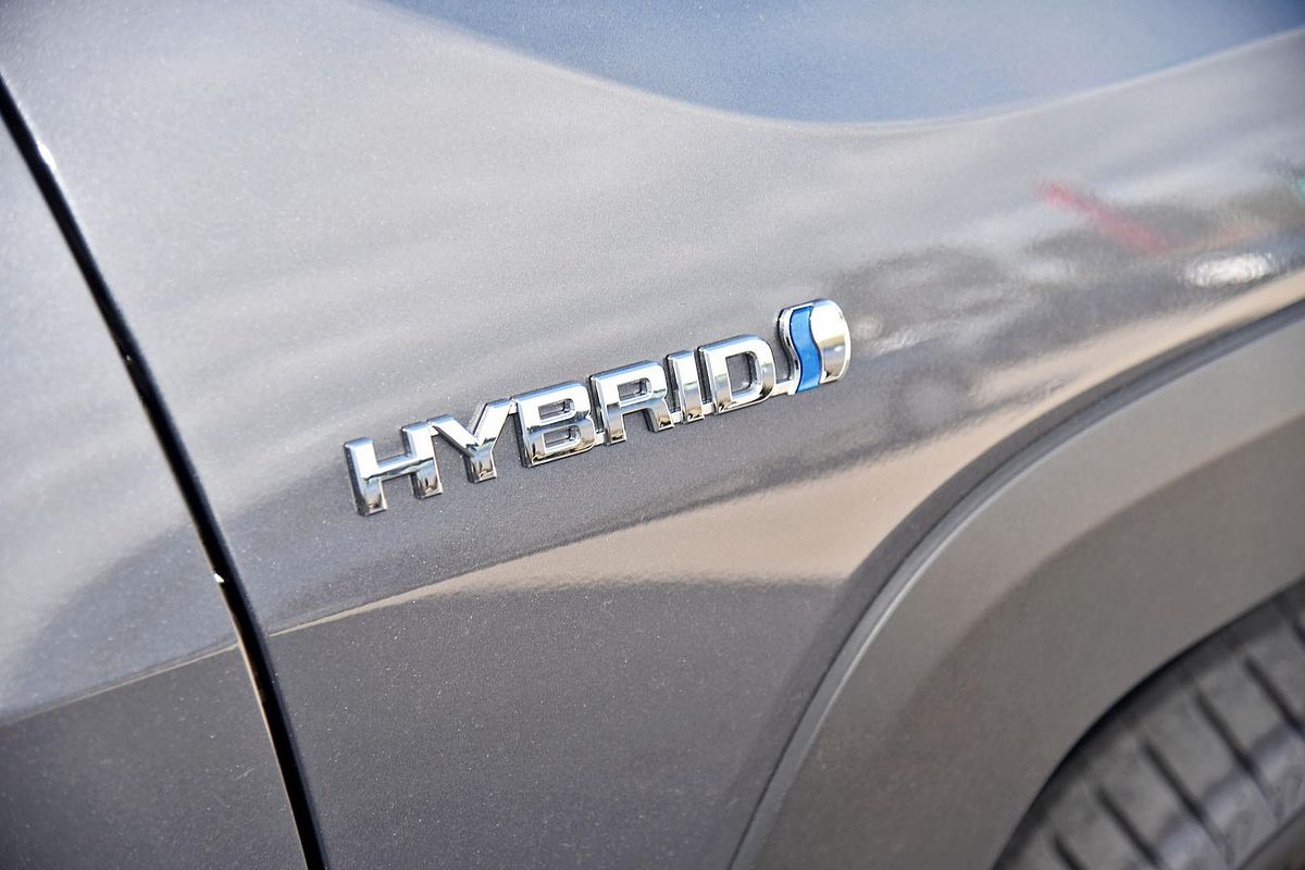 2024 Toyota RAV4 Edge AXAH54R