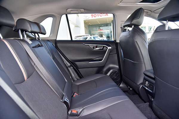 2024 Toyota RAV4 Edge AXAH54R
