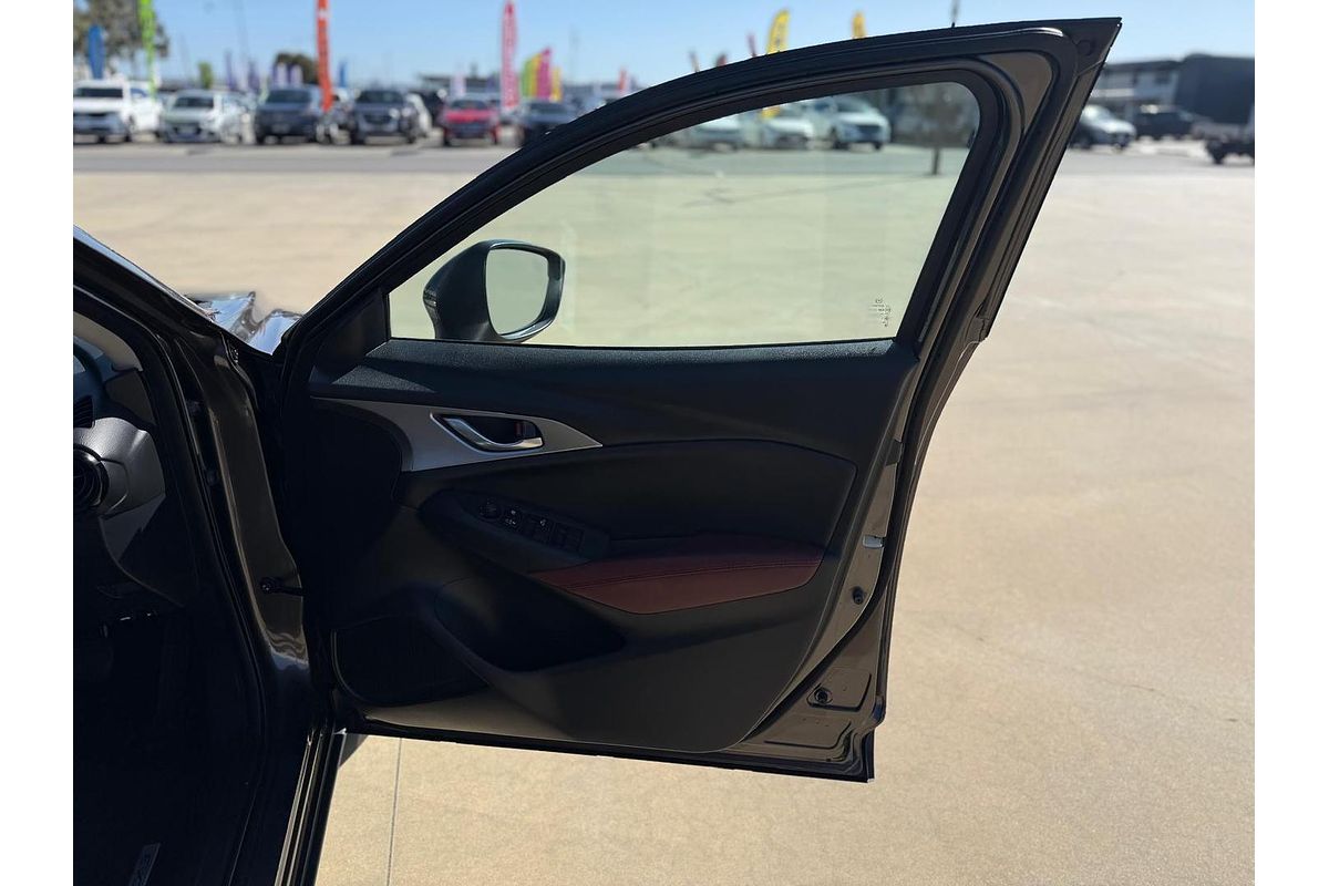 2018 Mazda CX-3 sTouring DK