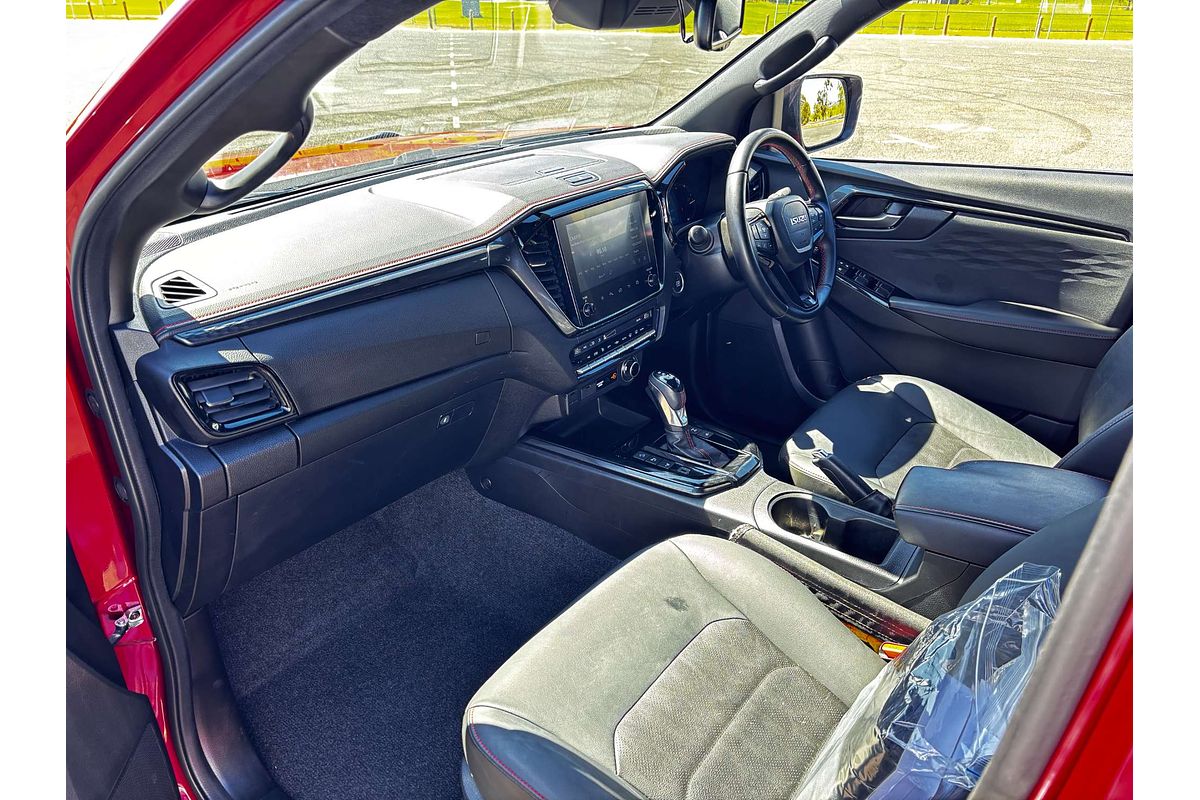 2024 Isuzu D-MAX X-TERRAIN 4X4