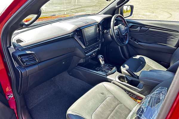 2024 Isuzu D-MAX X-TERRAIN 4X4