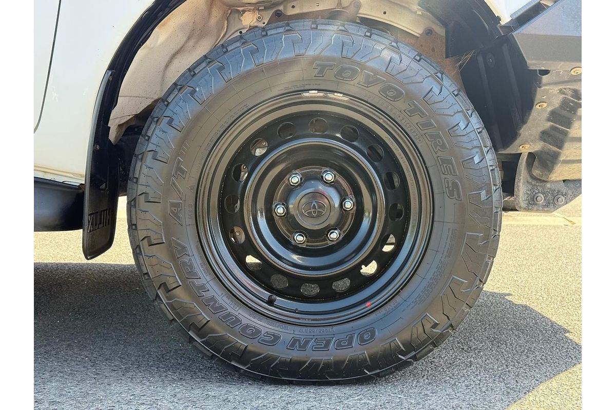 2021 Toyota Hilux SR GUN126R 4X4