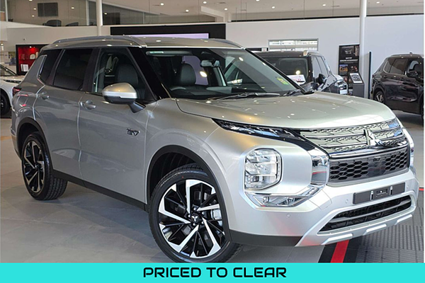2025 Mitsubishi Outlander PHEV Aspire ZM