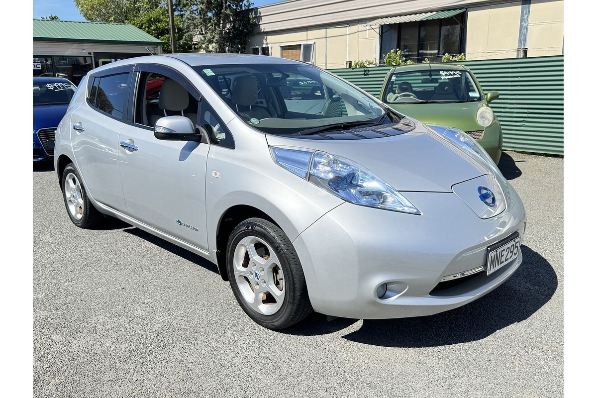 2012 Nissan LEAF ELECTRIC