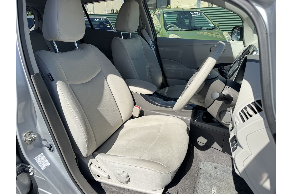 2012 Nissan LEAF ELECTRIC