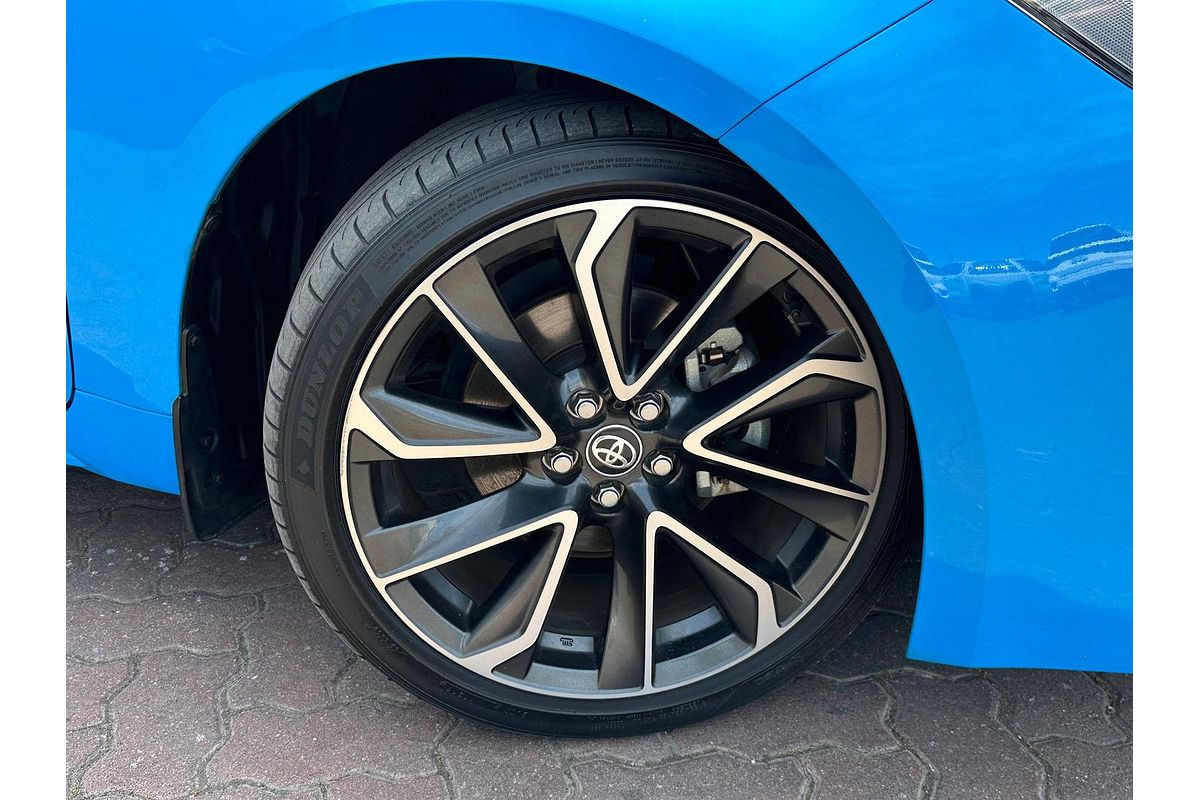 2019 Toyota Corolla ZR Hybrid ZWE211R