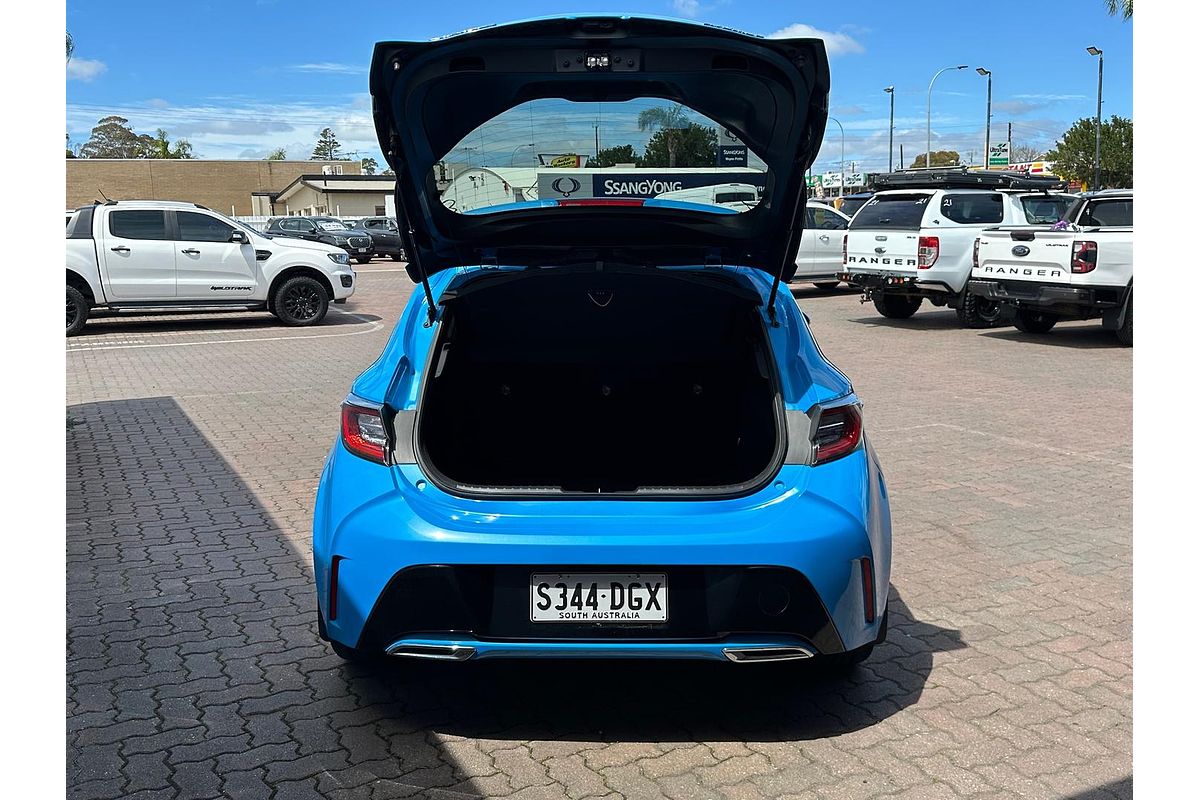 2019 Toyota Corolla ZR Hybrid ZWE211R