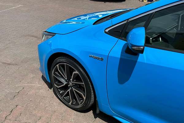 2019 Toyota Corolla ZR Hybrid ZWE211R