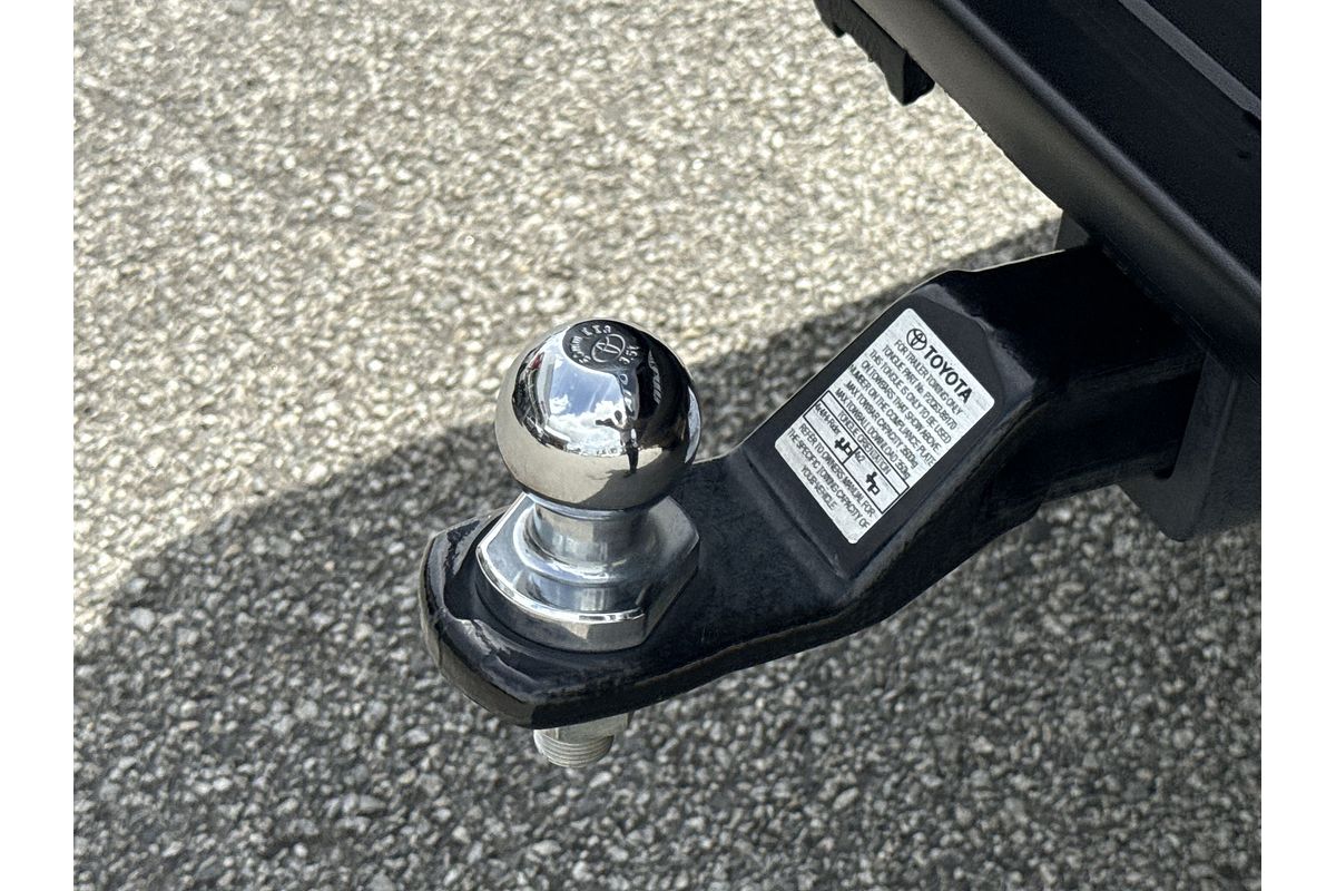 2023 Toyota Hilux SR5 GUN126R 4X4