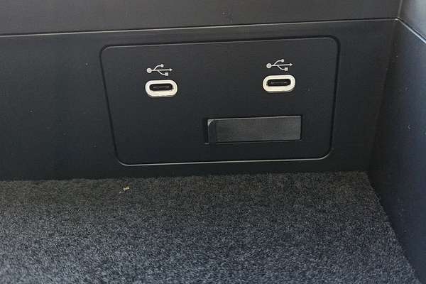 2024 Mazda CX-80 P50e Touring KL