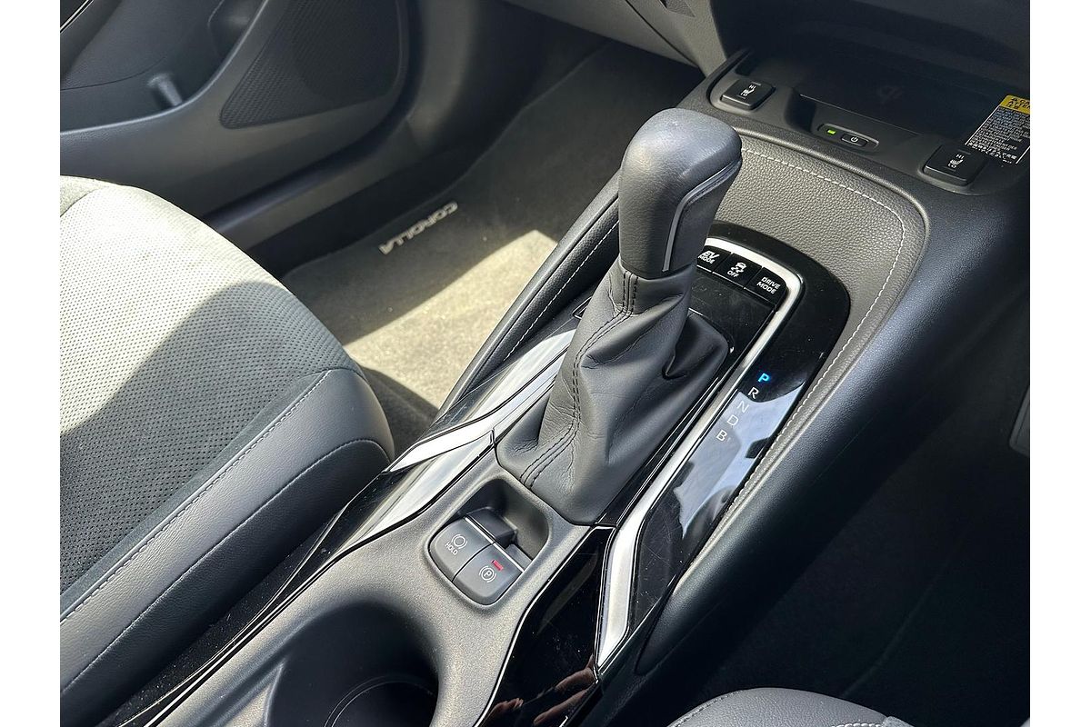 2019 Toyota Corolla ZR Hybrid ZWE211R