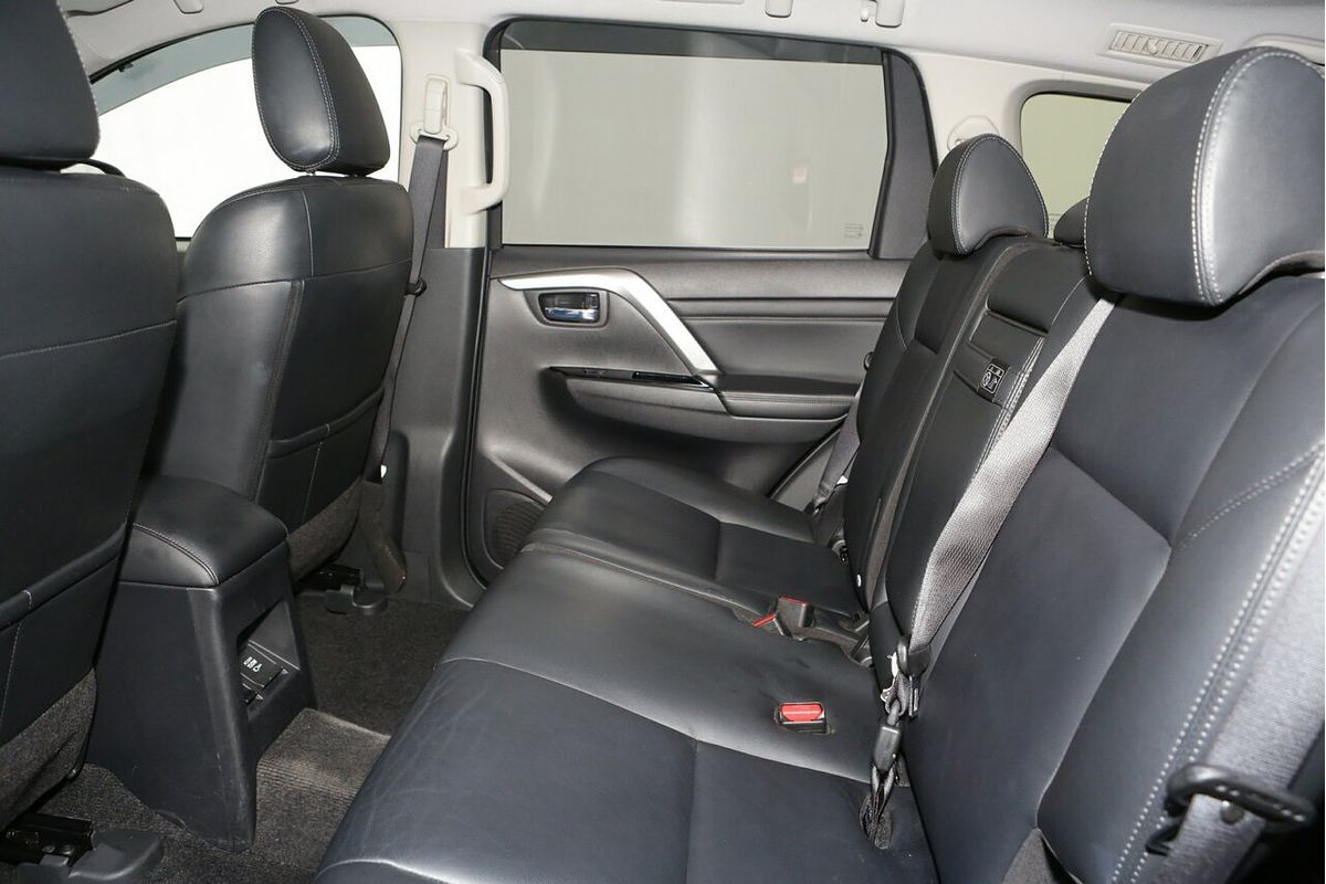2023 Mitsubishi Pajero Sport GLS QF