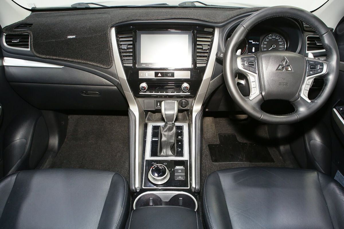 2023 Mitsubishi Pajero Sport GLS QF