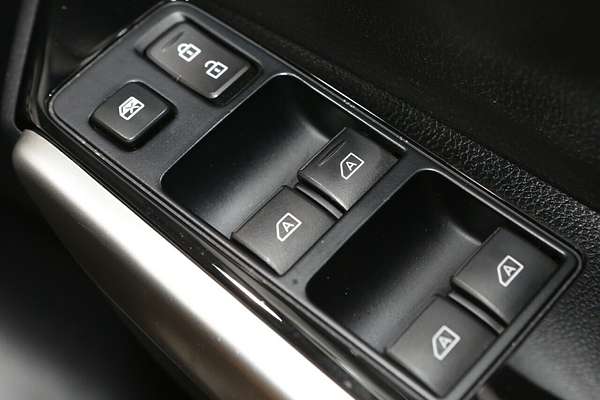 2023 Mitsubishi Pajero Sport GLS QF