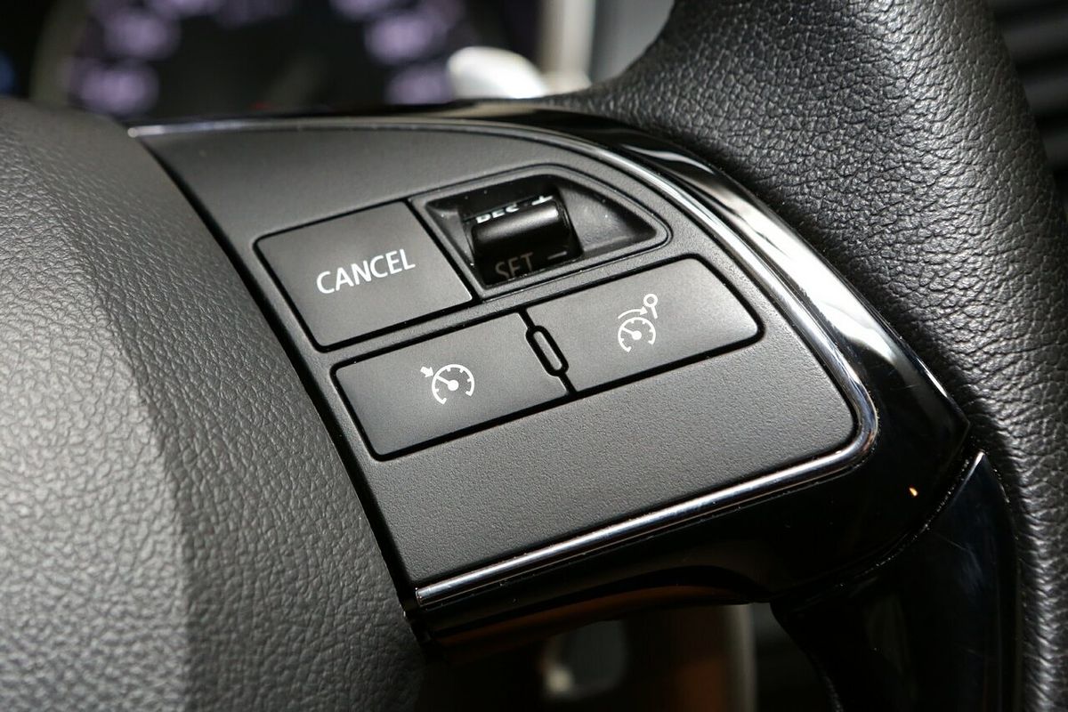 2024 Mitsubishi Eclipse Cross LS YB