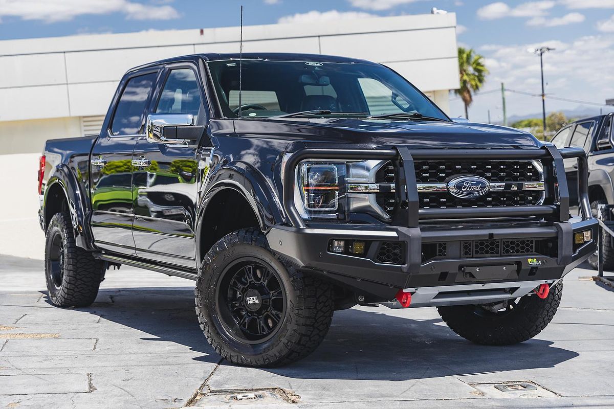 2022 Ford F-150 Platinum 4X4