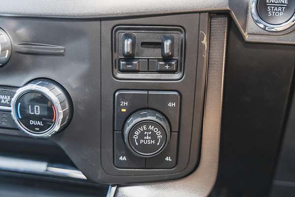 2022 Ford F-150 Platinum 4X4