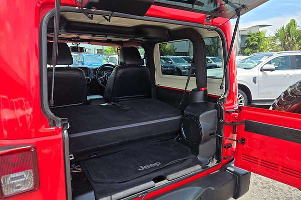 2014 Jeep Wrangler Overland JK