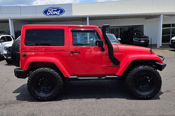 2014 Jeep Wrangler Overland JK