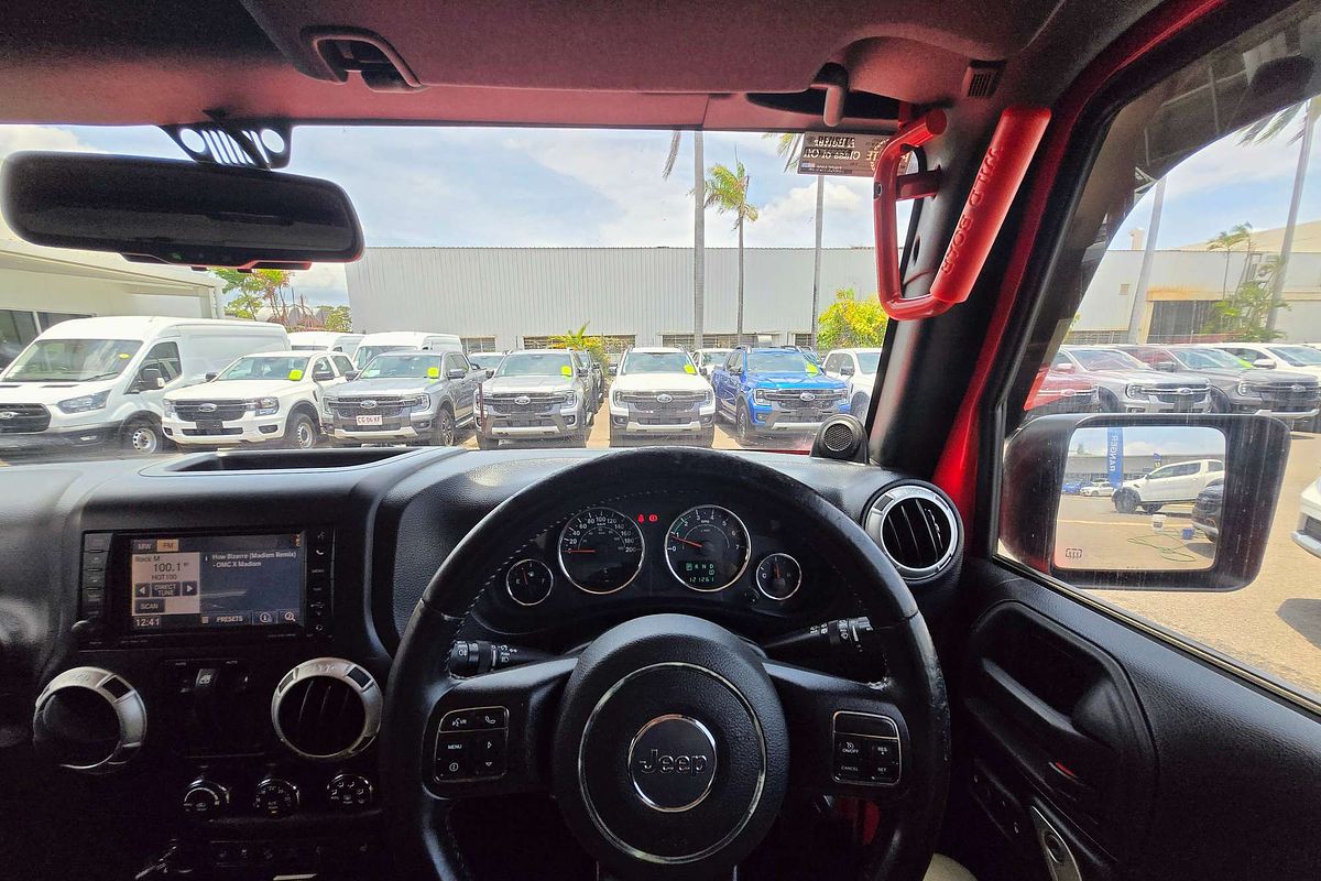 2014 Jeep Wrangler Overland JK