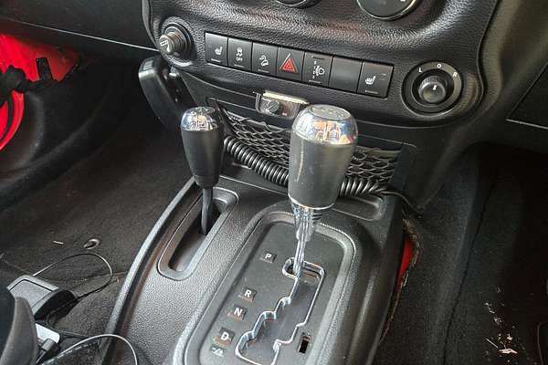 2014 Jeep Wrangler Overland JK