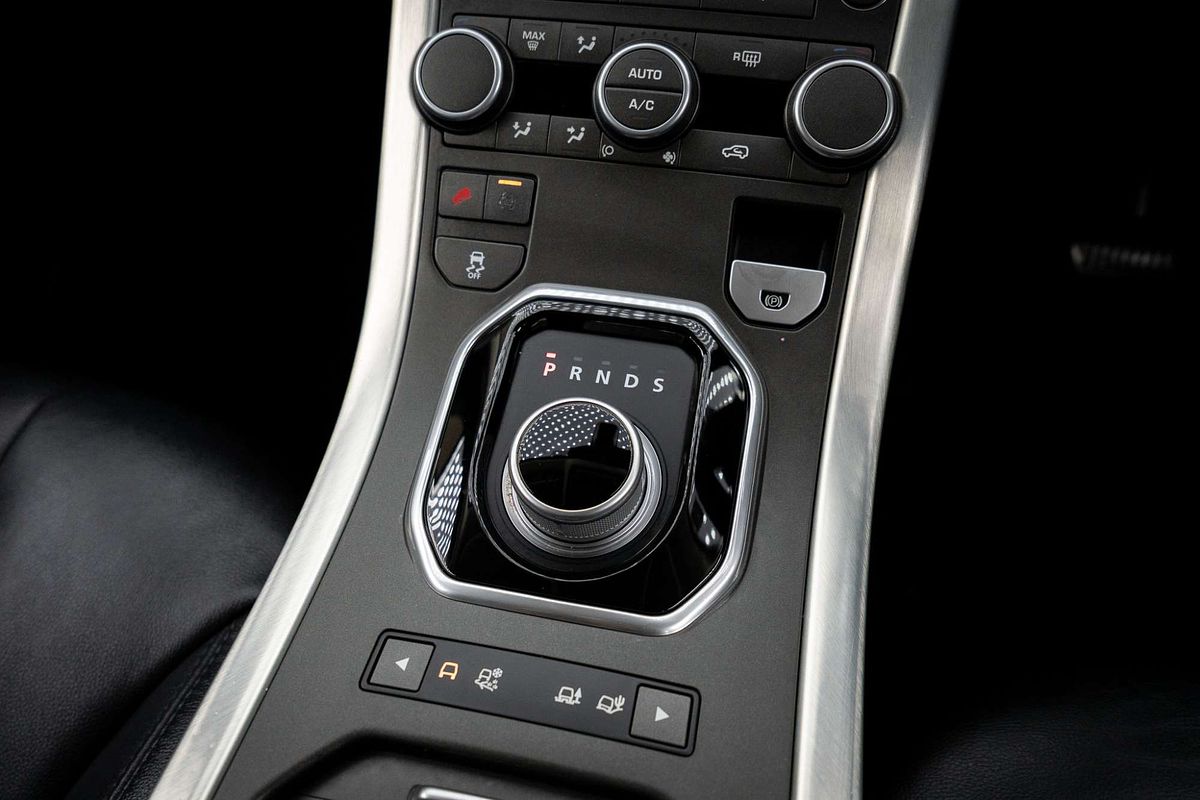 2015 Land Rover Range Rover Evoque TD4 Pure L538