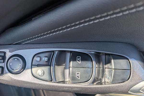 2021 Nissan JUKE ST-L F16