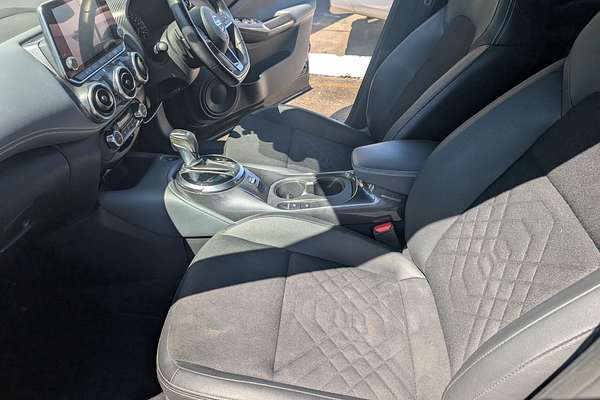 2021 Nissan JUKE ST-L F16