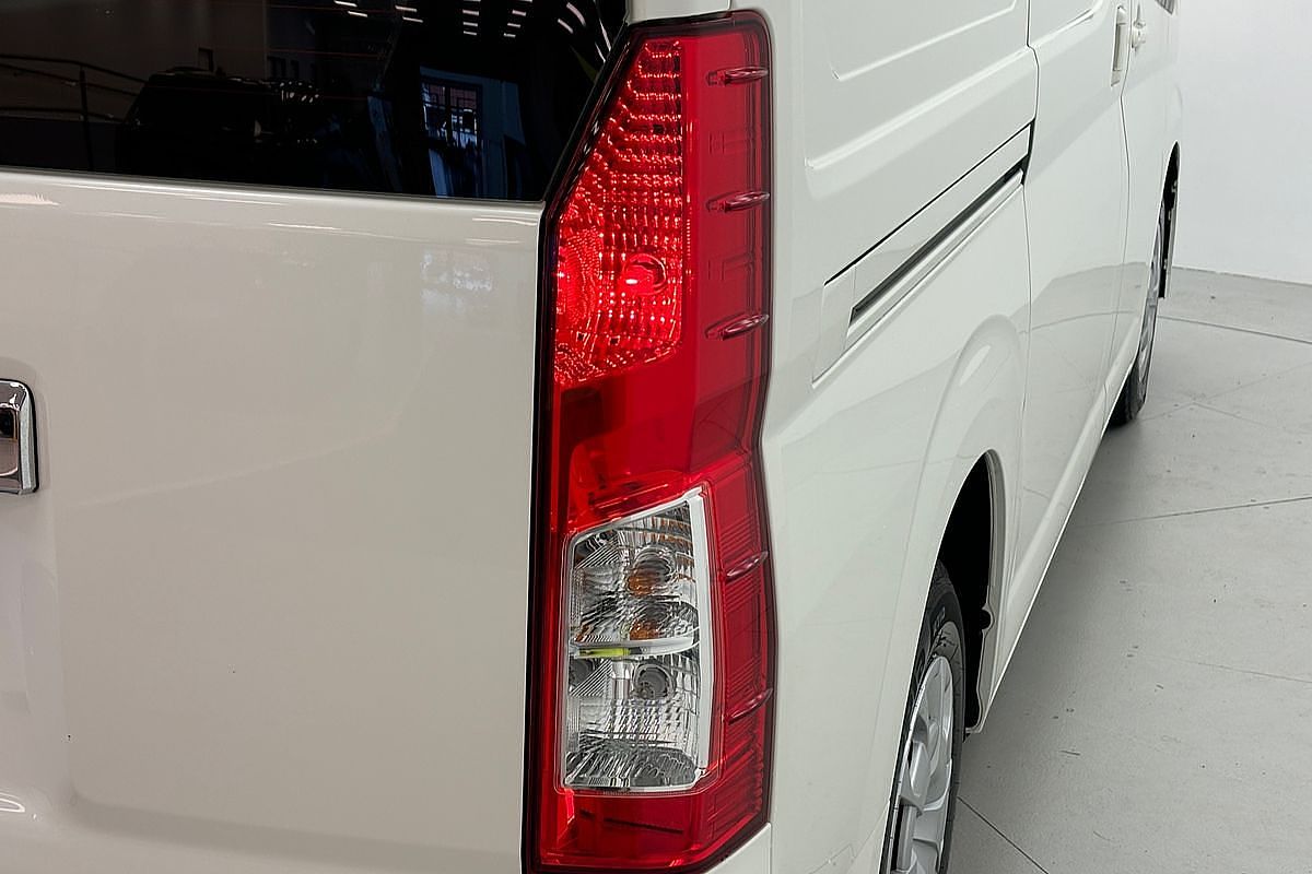 2022 Toyota Hiace GDH300R LWB