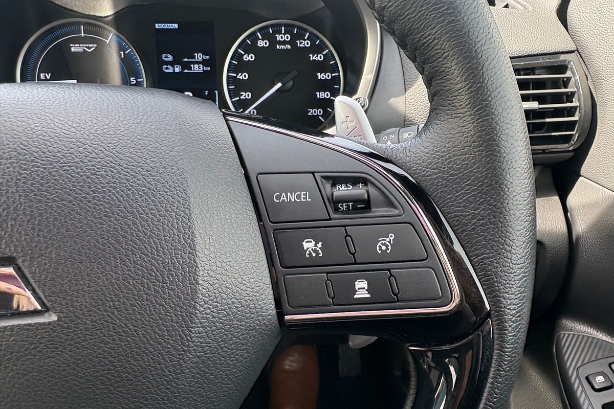 2023 Mitsubishi Eclipse Cross PHEV Exceed YB