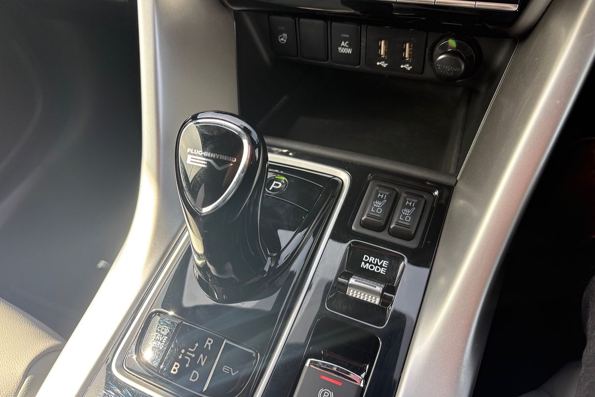 2023 Mitsubishi Eclipse Cross PHEV Exceed YB
