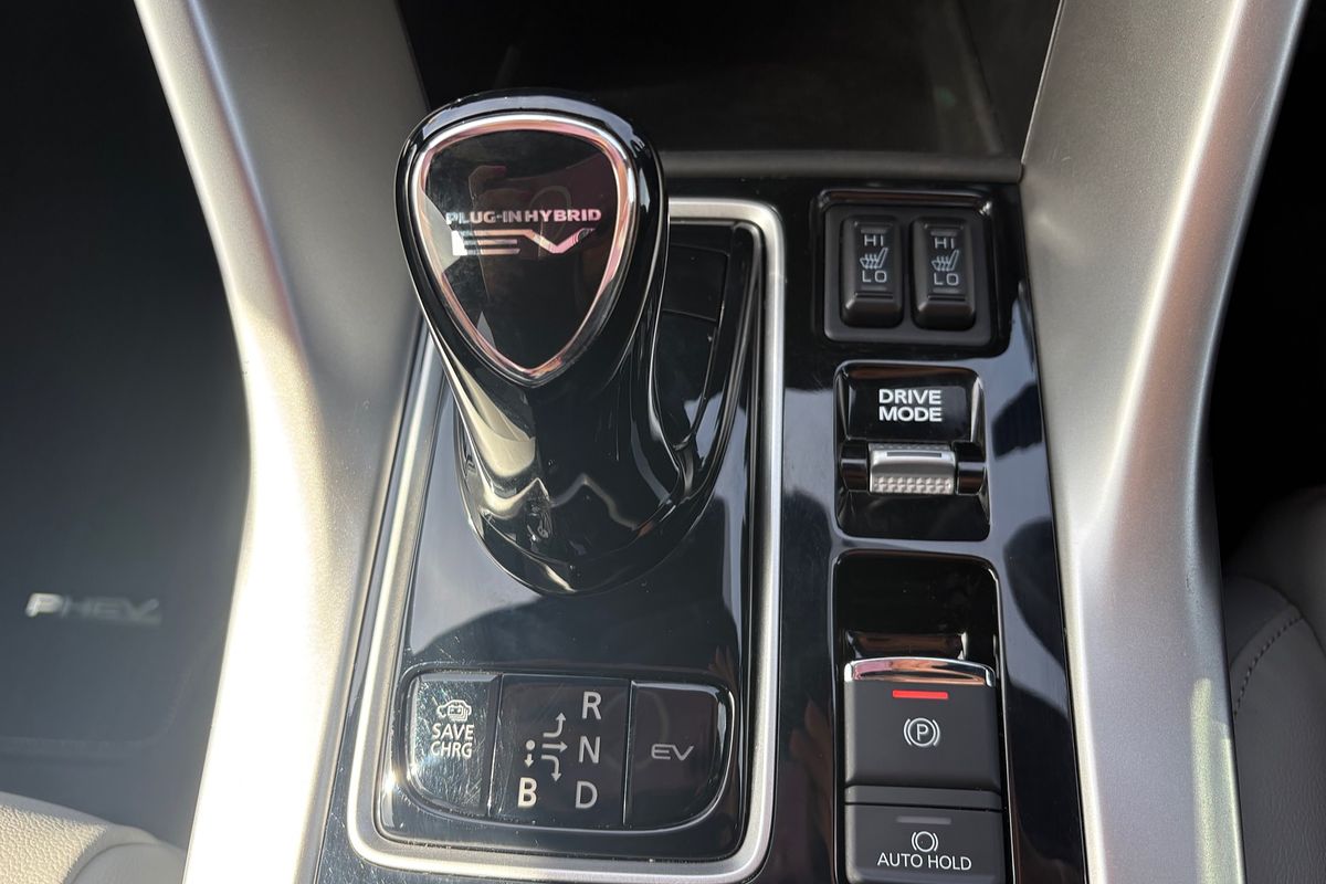 2023 Mitsubishi Eclipse Cross PHEV Exceed YB
