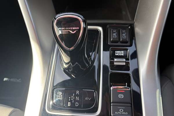 2023 Mitsubishi Eclipse Cross PHEV Exceed YB