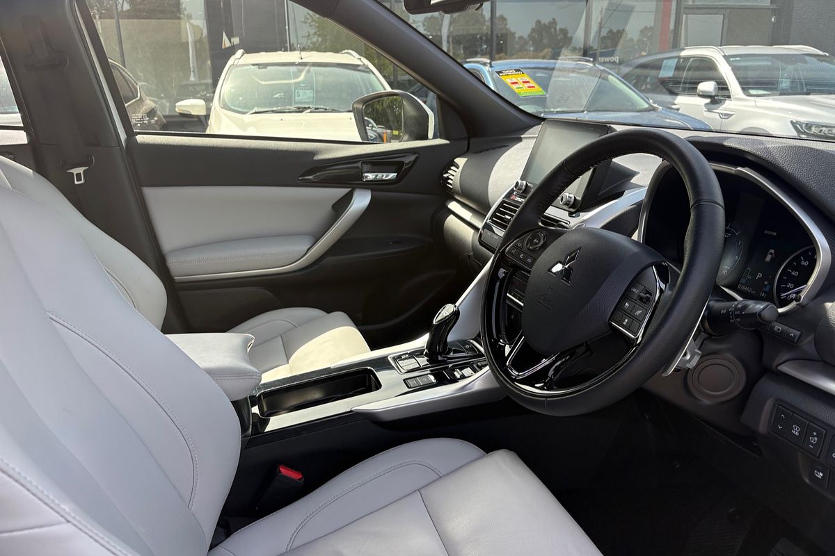 2023 Mitsubishi Eclipse Cross PHEV Exceed YB
