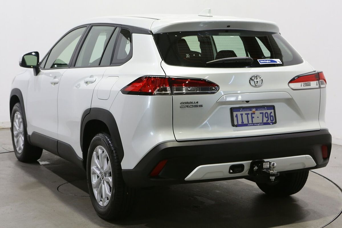 2024 Toyota Corolla Cross GX MXGA10R