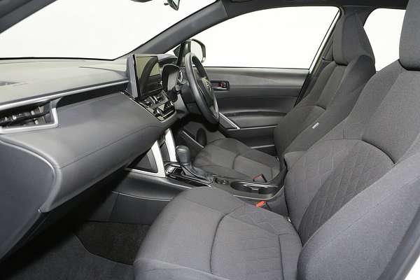 2024 Toyota Corolla Cross GX MXGA10R