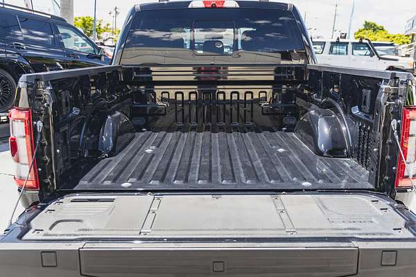 2022 Ford F-150 Platinum 4X4