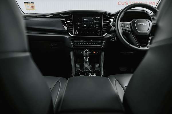 2025 Isuzu MU-X LS-T