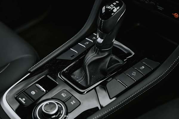 2025 Isuzu MU-X LS-T