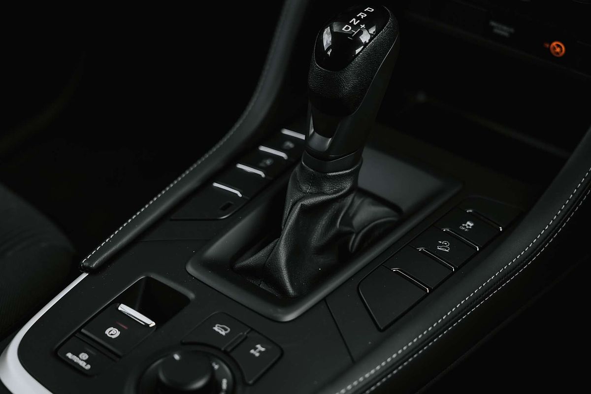 2025 Isuzu MU-X LS-M