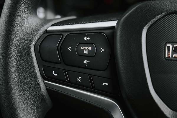 2025 Isuzu MU-X LS-M