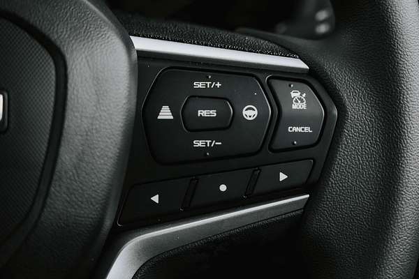 2025 Isuzu MU-X LS-M