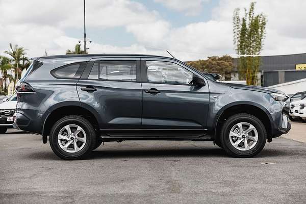 2025 Isuzu MU-X LS-M