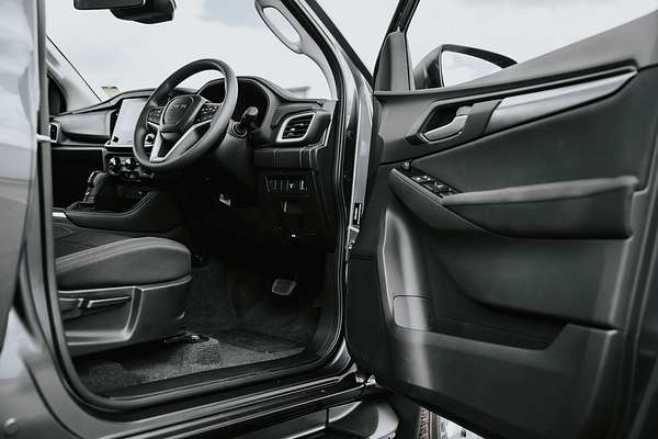 2025 Isuzu MU-X LS-M