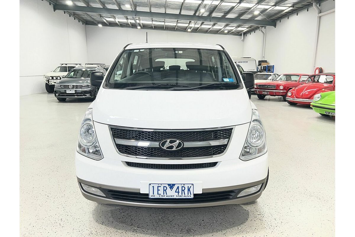 2012 Hyundai iMax TQ-W